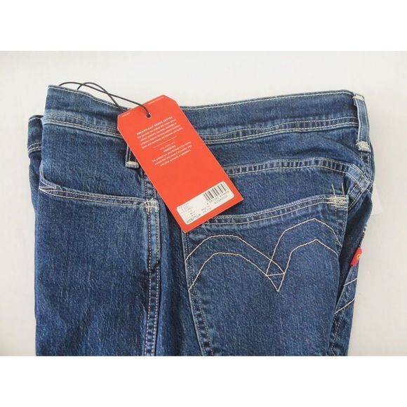 Levi's 502 Red Collection Positively Superior Men's Sz 28x32 Tapered Jeans - Picture 4 of 10